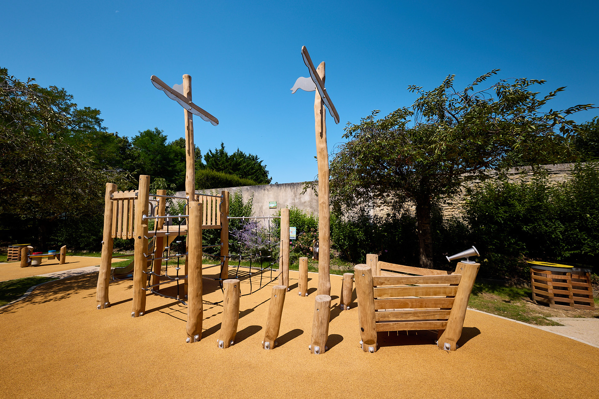 BONNEUIL-SUR-MARNE -- Parc Bouglione